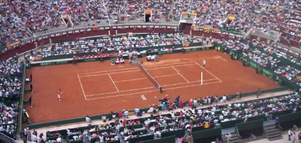 How Tennis Court Surface Affects the Game?