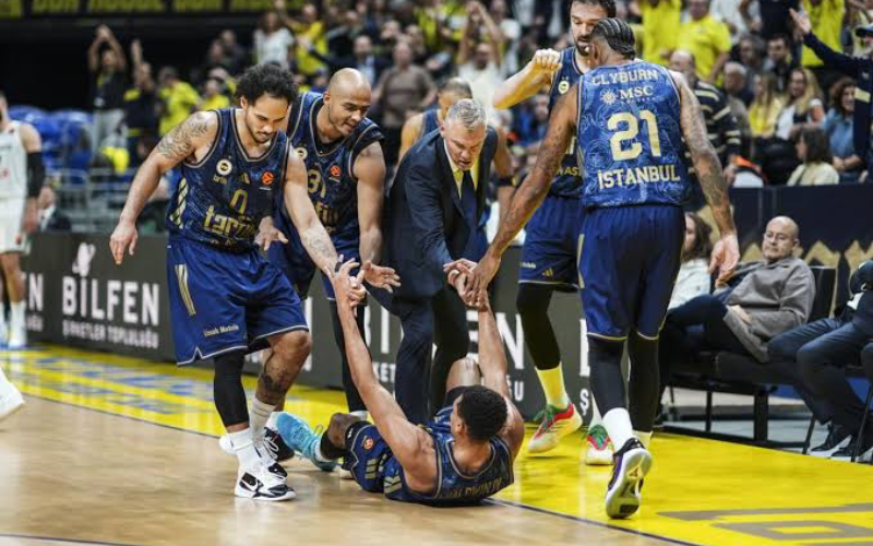 Valencia vs Fenerbahce